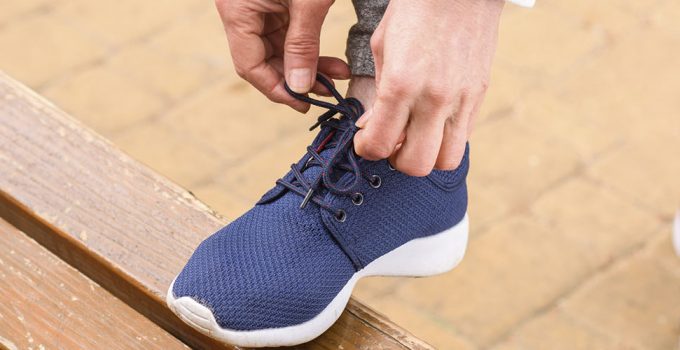 These Are the Best Lightweight Walking Shoes for Elderly Folks